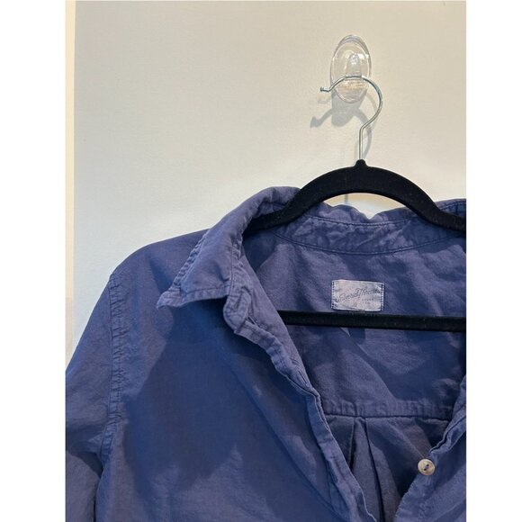 universal thread crop button down - Picture 4 of 5